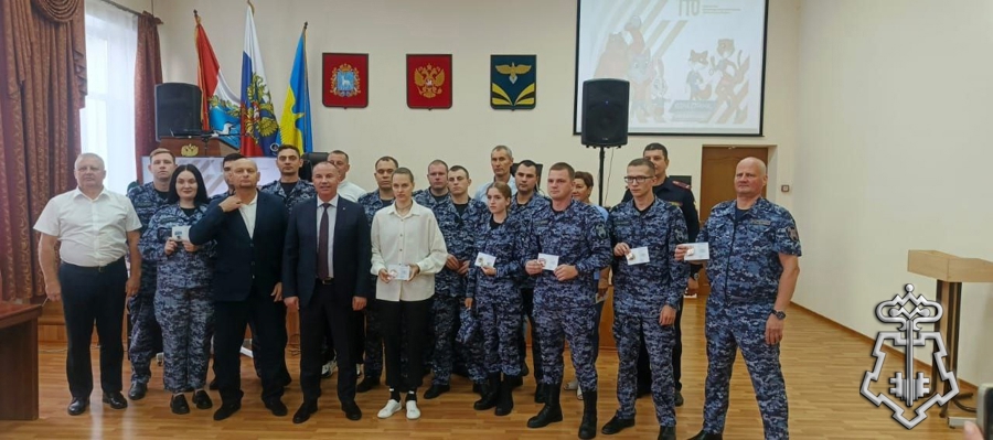 В Самарской области росгвардейцам вручили знаки отличия ГТО
