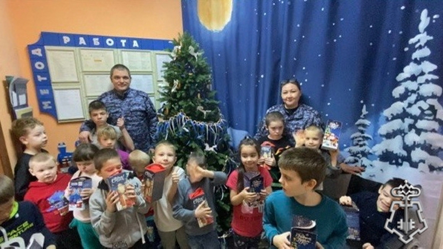 В Самарской области продолжается акция «Дед Мороз специального назначения»