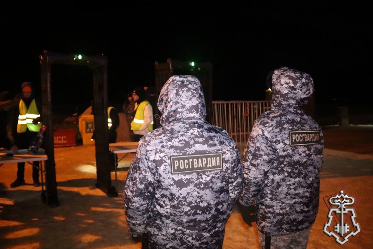 Росгвардейцы обеспечили безопасность во время празднования Крещения в Самарской области