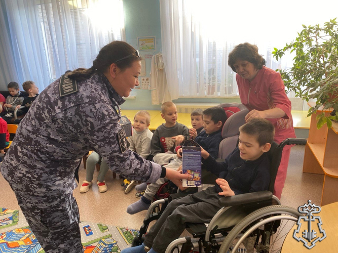 В Самарской области продолжается акция «Дед Мороз специального назначения»