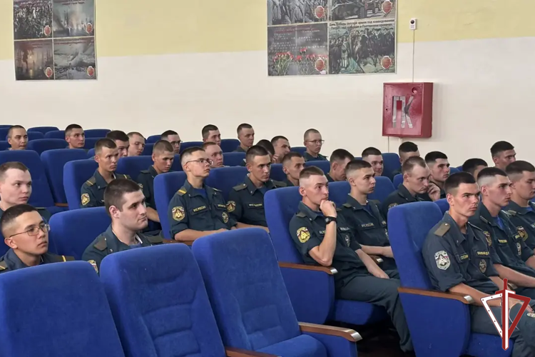 agitaciya_voennosluzhashhikh_1_small_pillarboxed