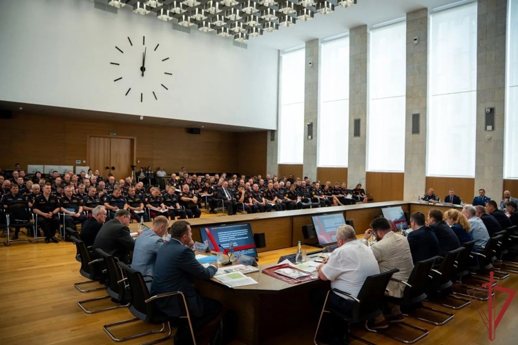 Руководитель управления вневедомственной охраны Росгвардии по Самарской области принял участие во Всероссийском совещании-семинаре в Нижнем Новгороде