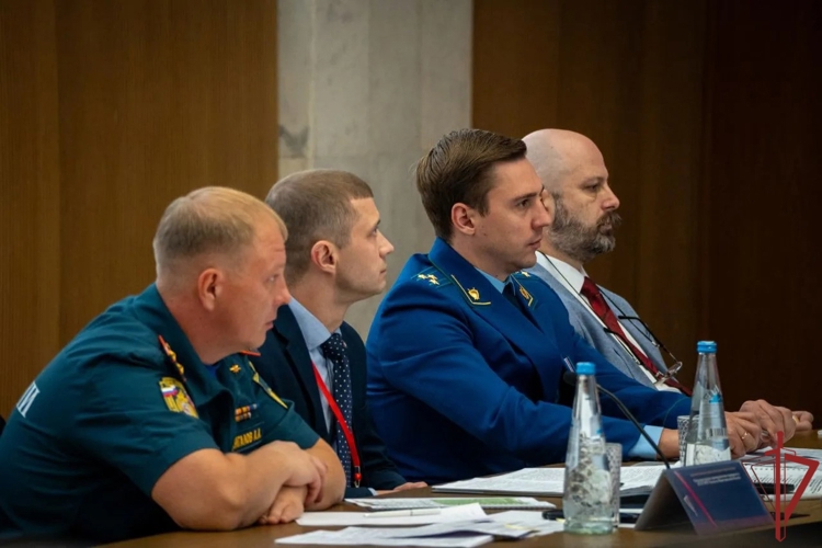 Руководитель управления вневедомственной охраны Росгвардии по Самарской области принял участие во Всероссийском совещании-семинаре в Нижнем Новгороде