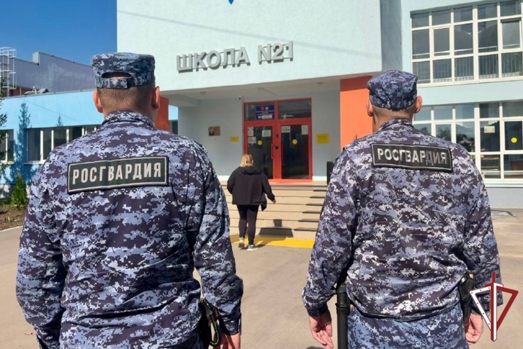 В Самарской области росгвардейцы принимают участие в голосовании на выборах депутатов Государственной думы РФ и Самарской Губернской думы